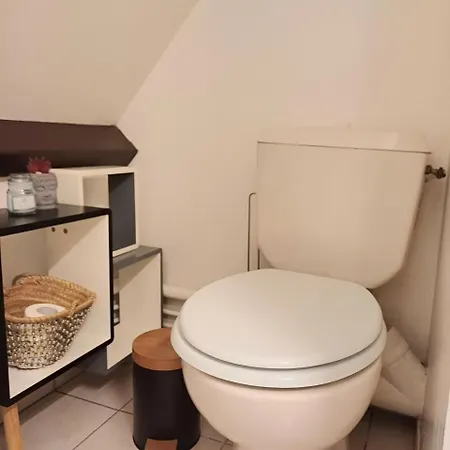 L'emeraude - Centre A Cote De La Gare Sncf Apartman *